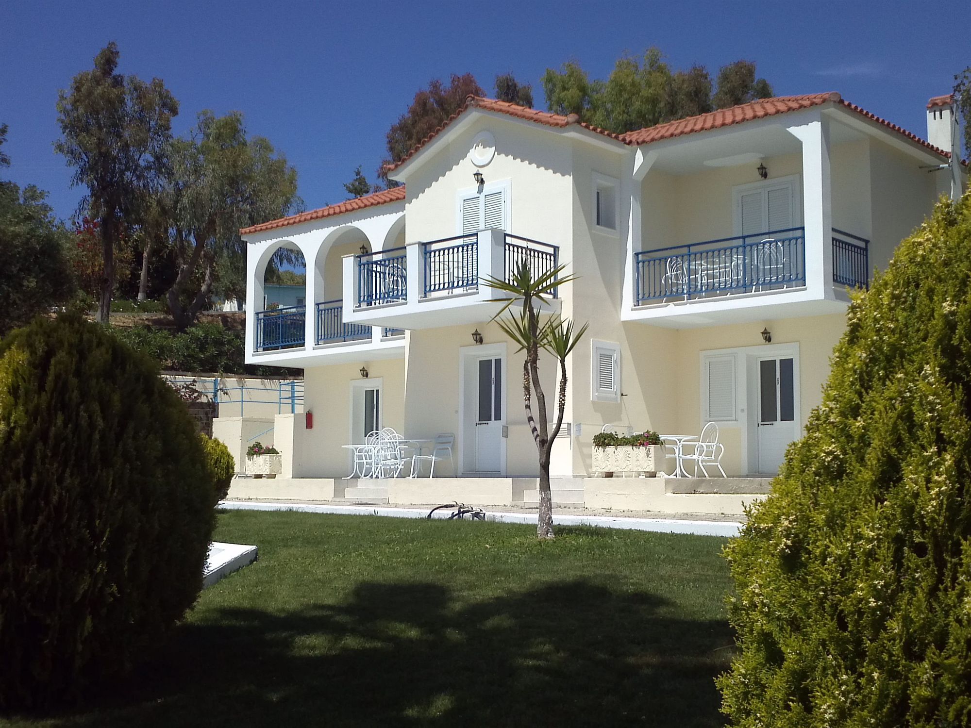 Aparthotel Liberatos Village 3*